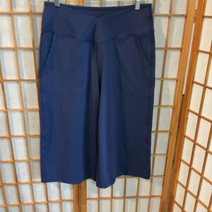 NEW BAYLEAF WIDE LEG CROPPED ATHLETIC PANTS